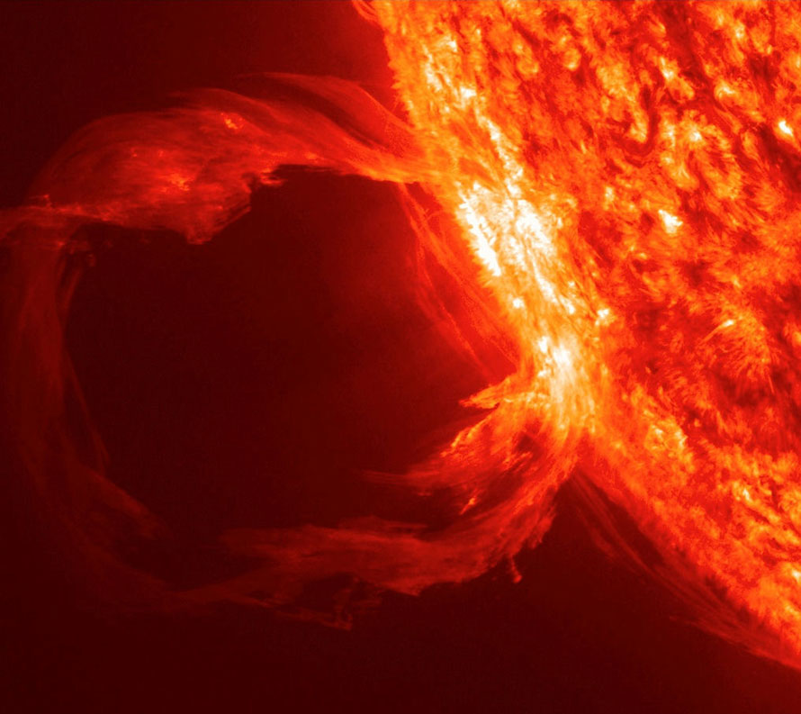 NASA показала снимки Солнца сверхвысокого разрешения