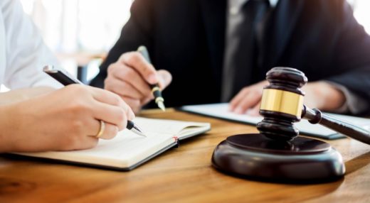 Юридические услуги – к кому обращаться, если нужна помощь?