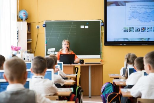 Об использовании цифровых технологий представителям Учи.ру рассказали учителя