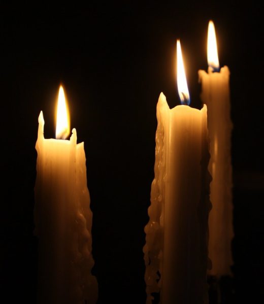 Заказать доставку свечей на кладбище в режиме онлайн можно в Пятигорске