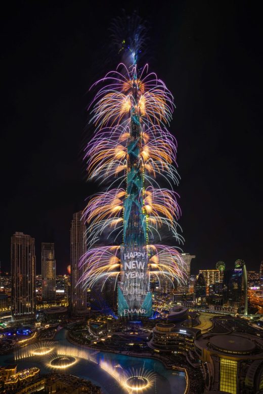 Emaar Properties поделилась закулисьем создания новогоднего шоу на Бурдж-Халифе и Дубайском фонтане