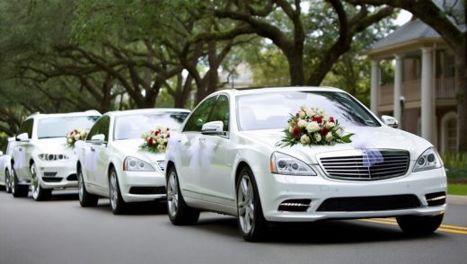 Как подобрать оптимальный транспорт для свадебного шествия: от традиционных моделей до элитных марок