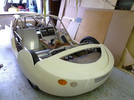 В США создан первый напечатанный на 3D принтере автомобиль