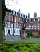 СМИ: покупатели лондонского дворца Witanhurst «прятались за юбкой» у Елены Батуриной?