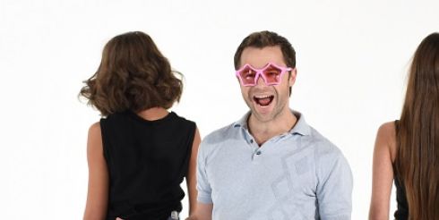 Интригующая группа Kissлород выпустила видеоклип с песней «Розово»