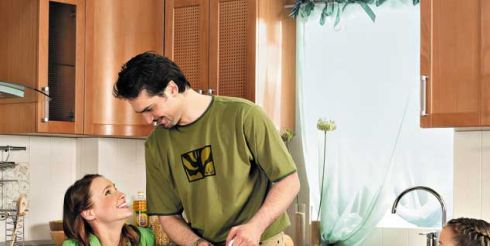 Замена фасада на кухонной мебели