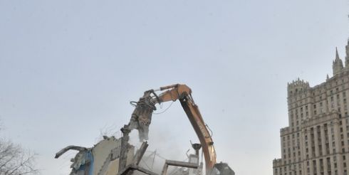 Почему собственники сносимых самостроев не получат обещанной Москвой компенсации