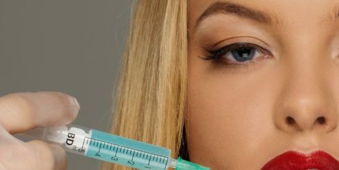 Осторожно! Омолаживающие процедуры можно делать только в специальных клиниках