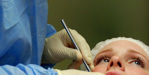 Отбеливание мертвых зубов у стоматолога