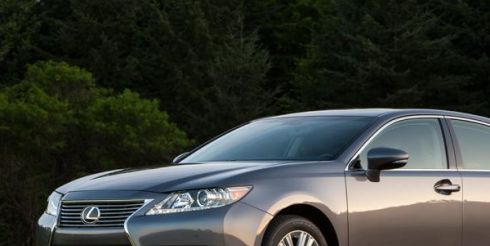 Lexus ES: обзор автомобиля