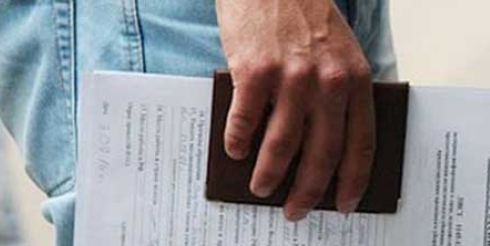 В Госдуме определили три условия, при которых иностранцу можно будет не менять регистрацию