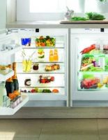 Преимущества встроенных холодильников