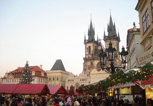 Прага готовится к праздникам