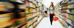 Уловки супермаркетов: как маркетологи заставляют больше покупать