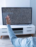 Как определить — ремонтировать телевизор или покупать новый?