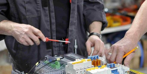 «Е-ШКАФ» в юбилейный год выпустил 728 электрошкафов