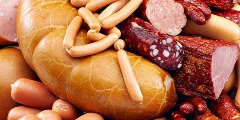 Как выбрать качественные мясные изделия для домашних блюд