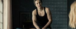 Массаж в фильмах: от эротики до травмы – почему кино врет о прикосновениях