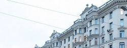 Выбор и покупка квартиры в центре Москвы с удобным расположением рядом с инфраструктурой