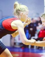 Тренировки по женской вольной борьбе в Москве: зачем, как и где найти свой клуб