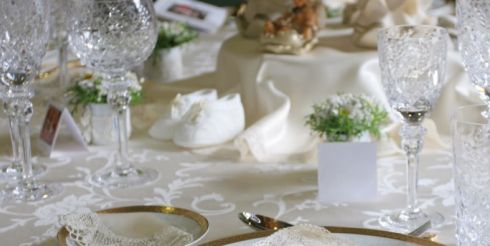 Сервировка как искусство: когда стол рассказывает о вкусе хозяйки