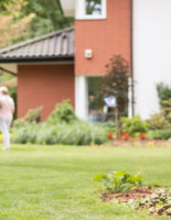 Как выбрать пансионат: главные критерии, вопросы и красные флаги