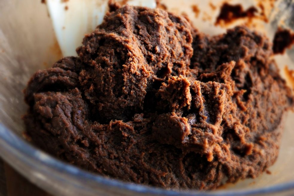 Шоколадное печенье с пеканом фото-рецепт