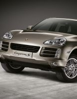 Porsche Cayenne поразит своей мощностью