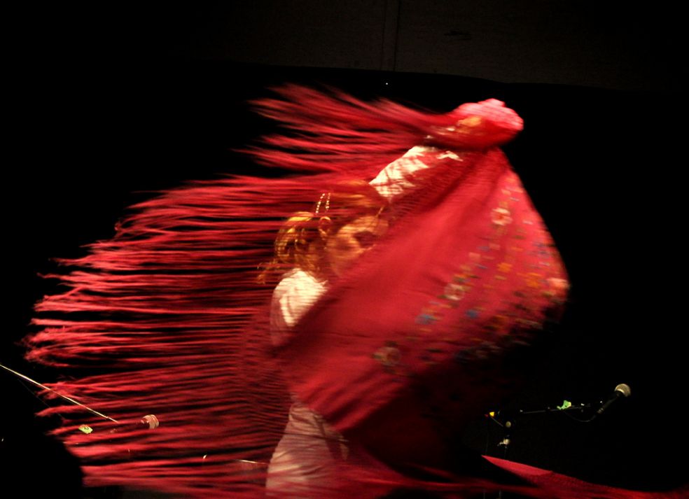 Фламенко и сардана – два полюса страсти